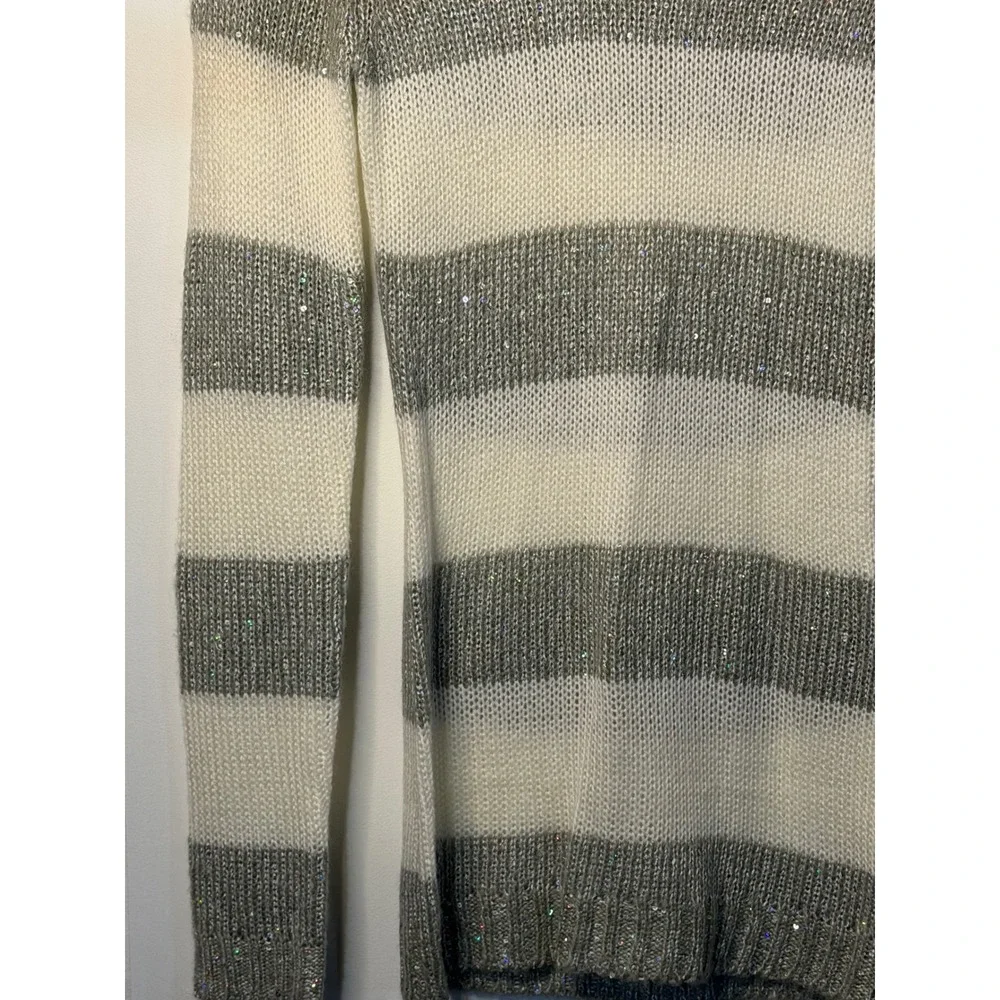 Rue21 Silver White Striped Sequin Knit Long Sleeve Womens Small Sweater Pullover